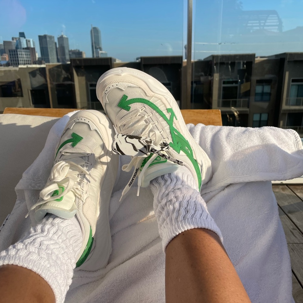 Off-White Odsy 100 Sneakers